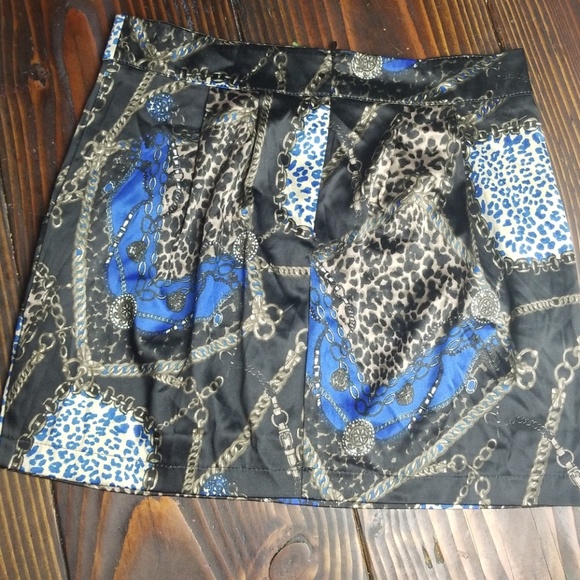 Estam Cheetah and Chains Mini Skirt - Picture 2 of 4